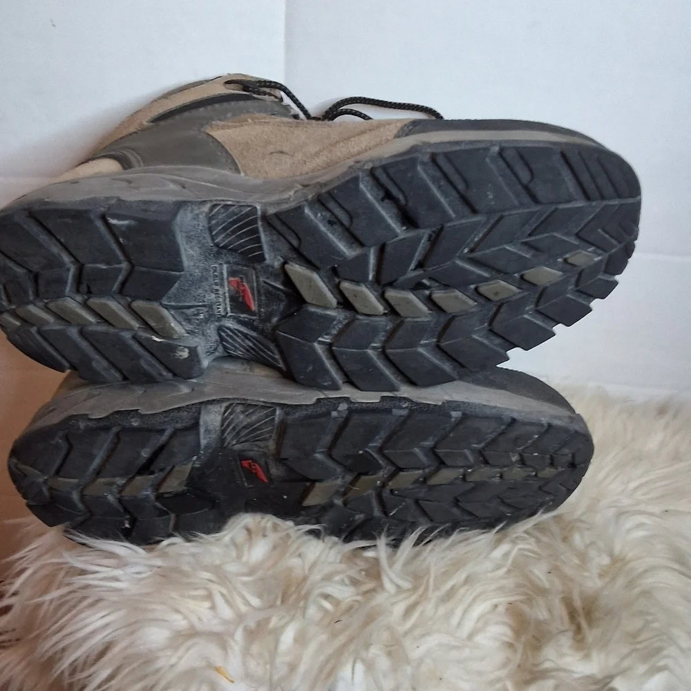 Red Wing Tru Hiker  Waterproof Hiking Boots - Brown and Black 10D